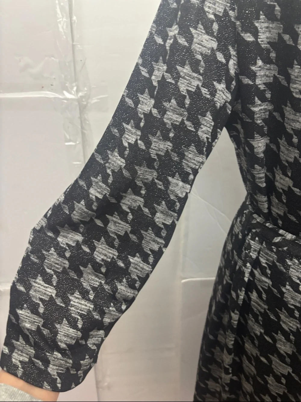 Dress - Picture 3 of 8